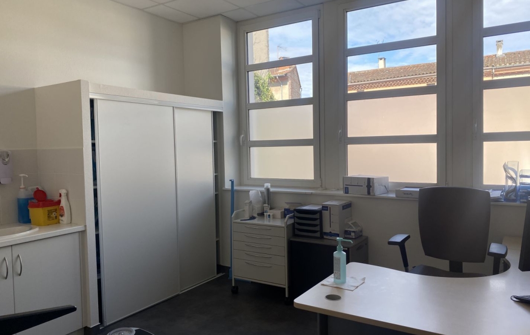 Résidences 81 : Local / Bureau | ALBI (81000) | 23 m2 | 500 € 